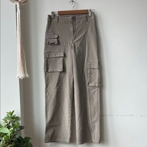 Aritzia TNA Pants